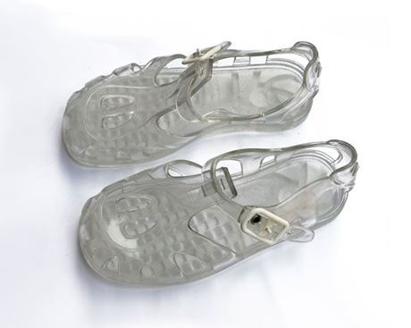 kids pool shoes