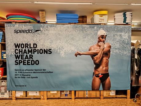 Speedo-Mann-384x198